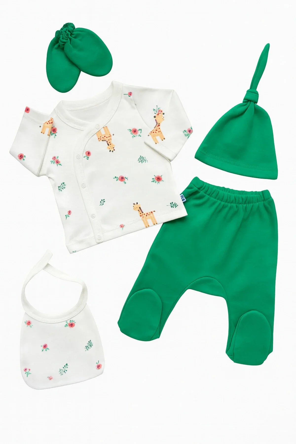 🦒 Natural Green Giraffe Newborn Set – 5 Pieces