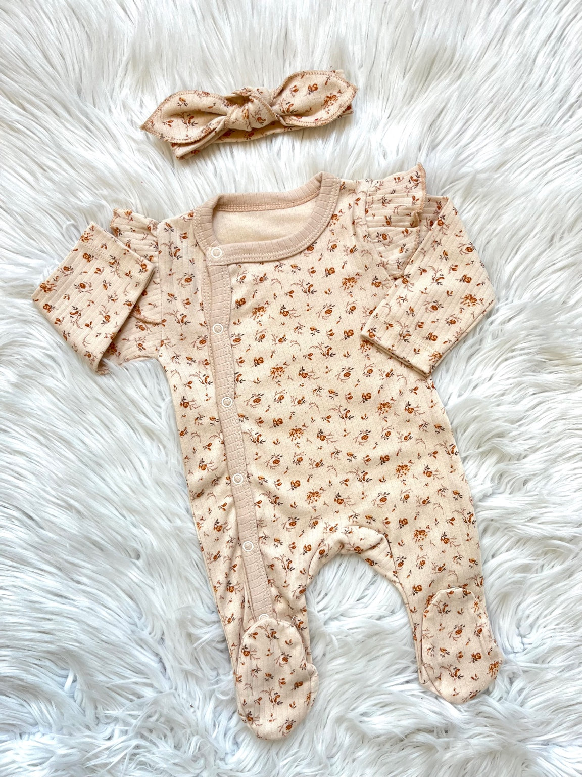 🌼 Çıtır Çiçek Desenli Bej Tulum + Saç Bandı