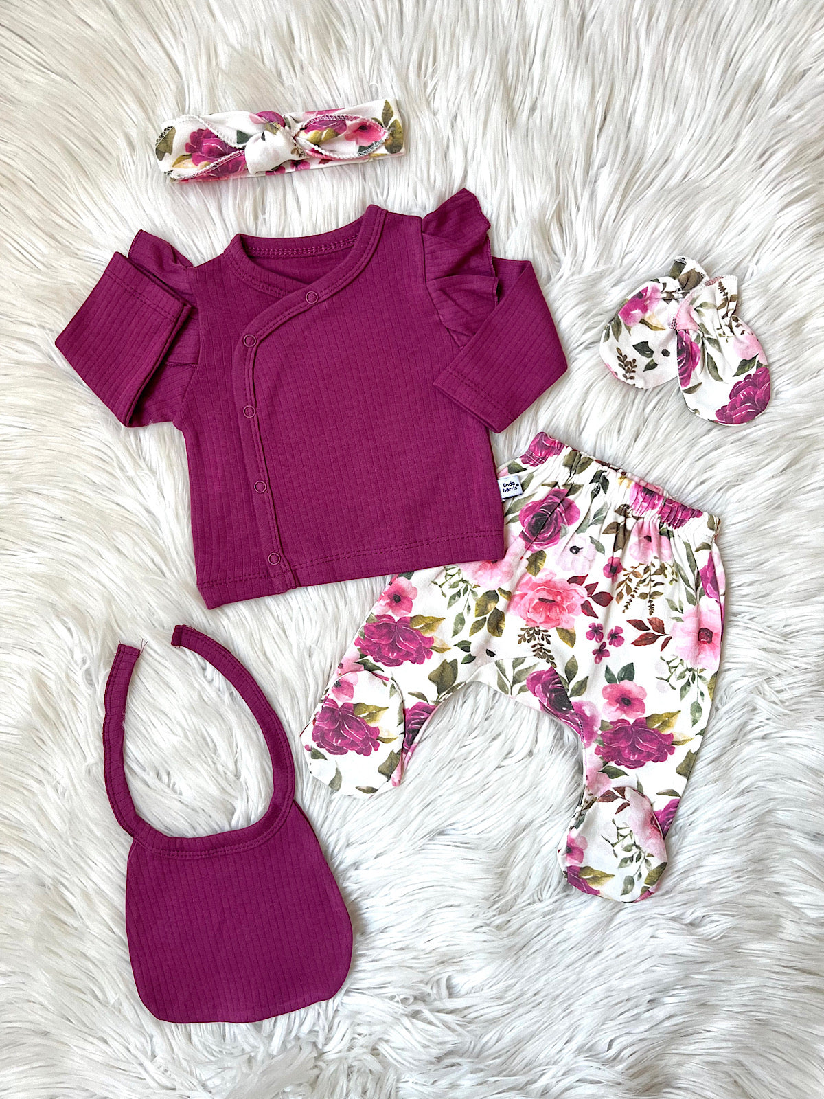 🌸 Mürdüm Gül Desenli 5’li Yenidoğan Seti