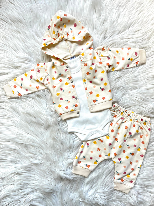🌸 Çıtır Çiçek Desenli Kapüşonlu 3’lü Takım – Sweatshirt + Body + Pantolon