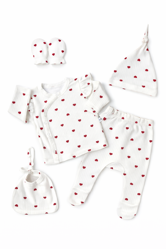 ❤️ 5-Piece Newborn Hearts Set